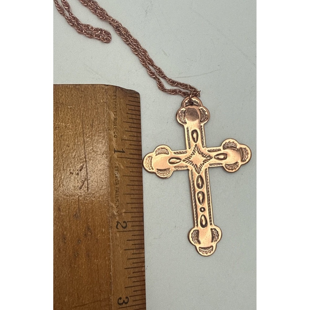 BEAUTIFUL VINTAGE BELL SOLID COPPER & TURQUOISE CROSS NECKLACE & 24" CHAIN - Picture 7 of 8